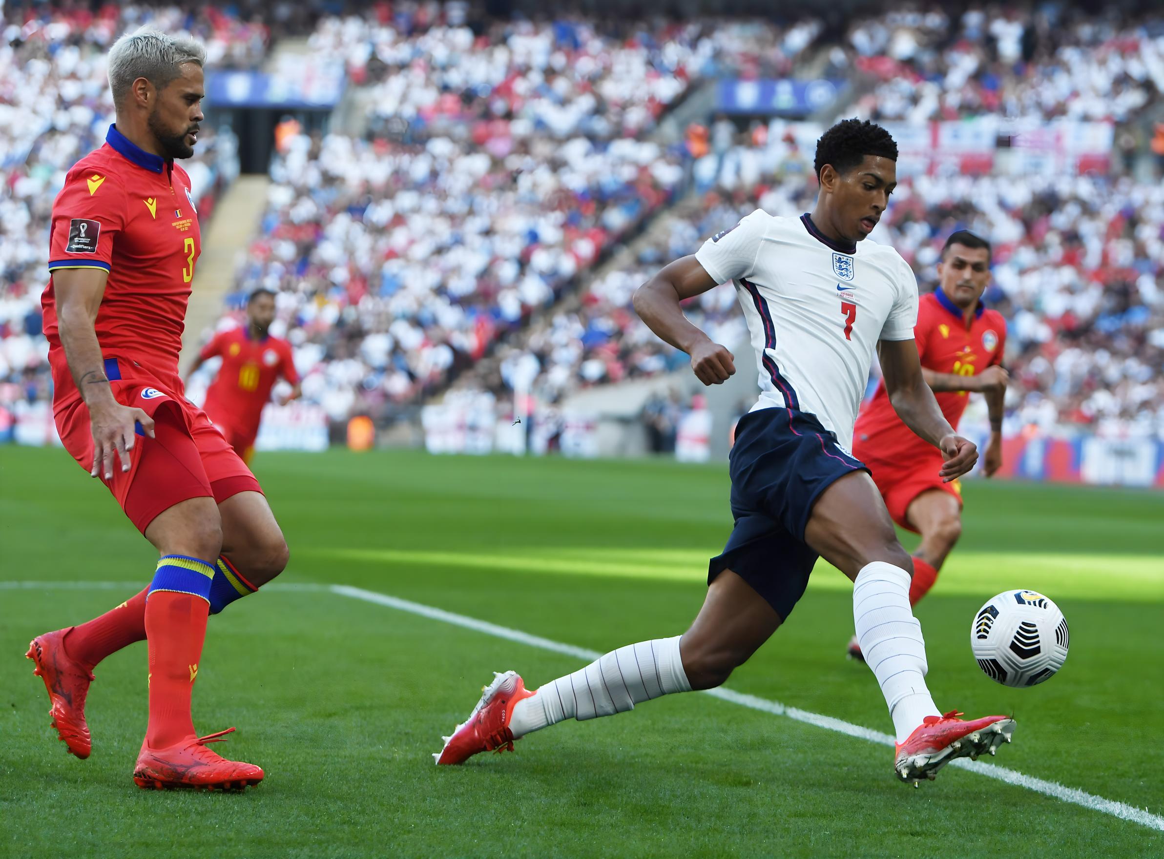 人同时转会 人同时转会