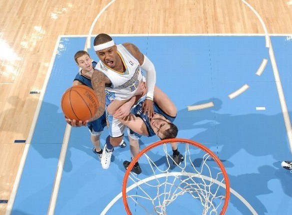 阿卡凭借硬 阿卡凭借硬