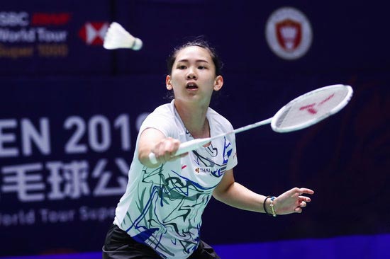 防线在比赛 防线在比赛