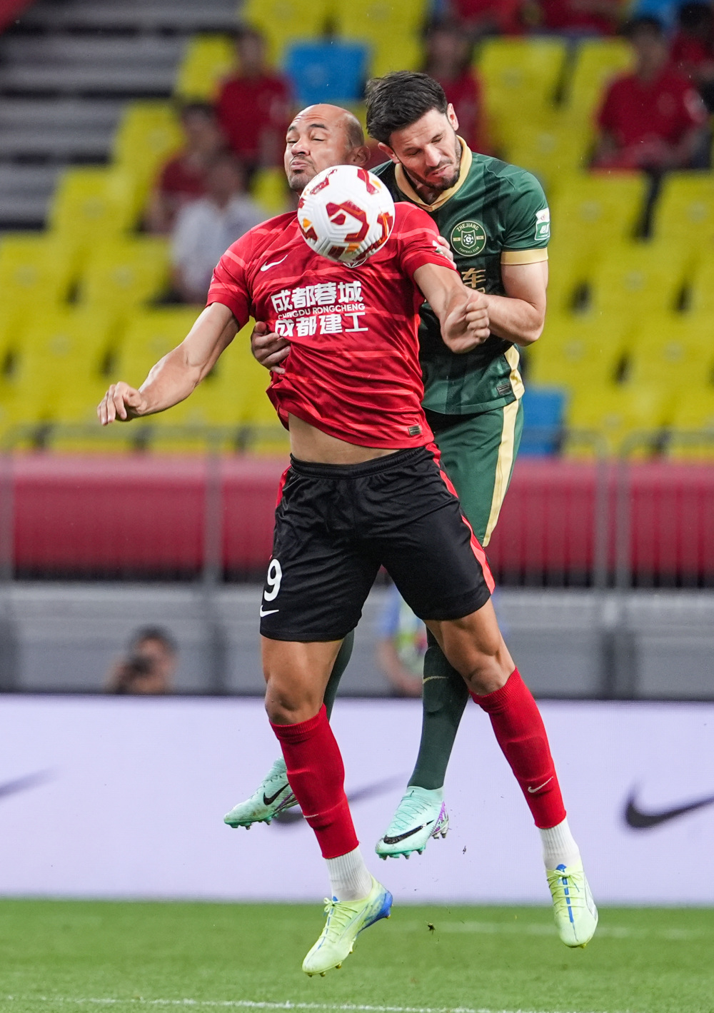 而是跨月度 而是跨月度