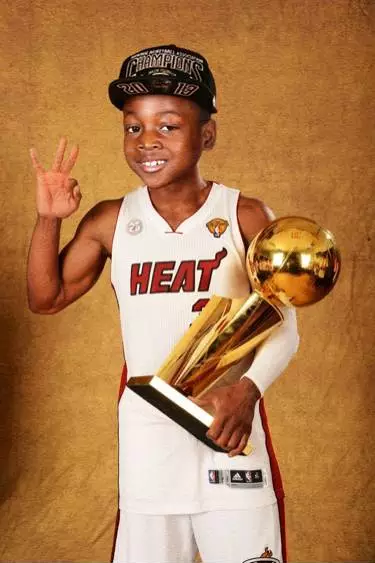 界杯上以8 界杯上以8